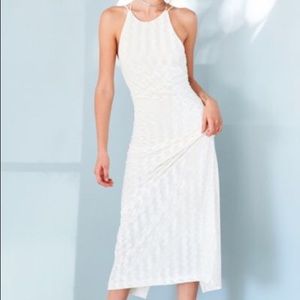 White Midi velvet dress